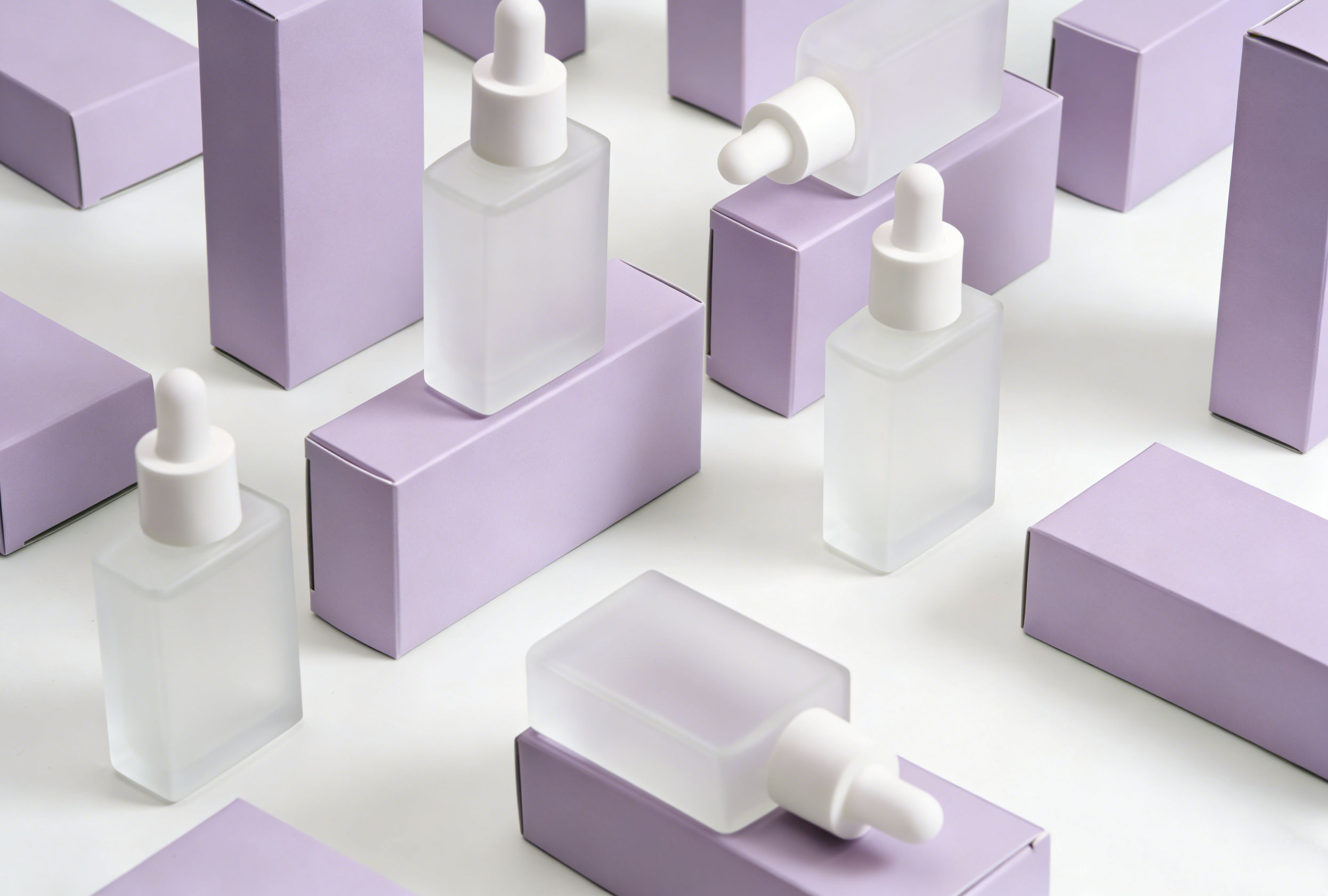 Cosmetic Packaging Boxes Wholesale With Customizable Printing