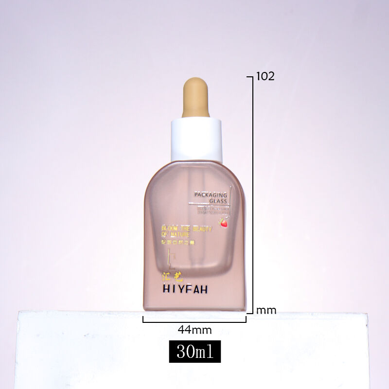 The 3015ml essence bottle features a dropper design for precise dispensing details