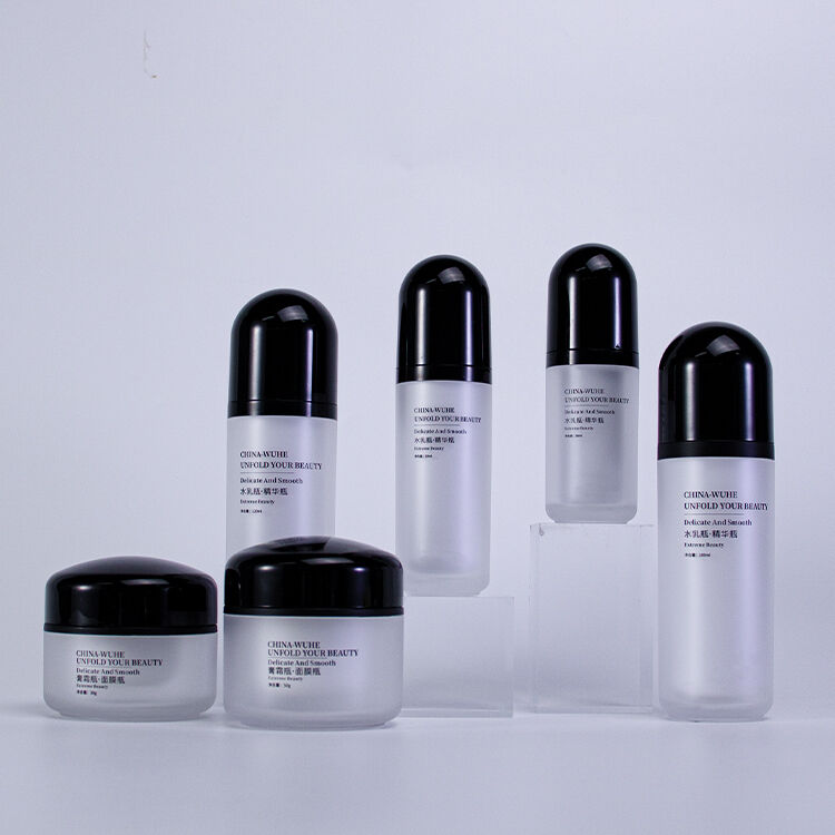 Lightweight Plastic Lotion Bottles For Daily Skincare