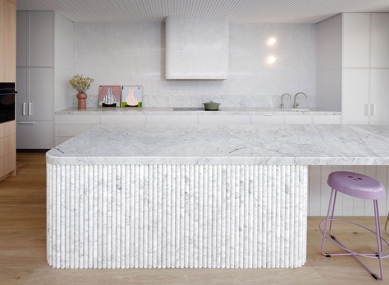 Natural Fluted Marble Stone Countertop for Hotel Apartment Project