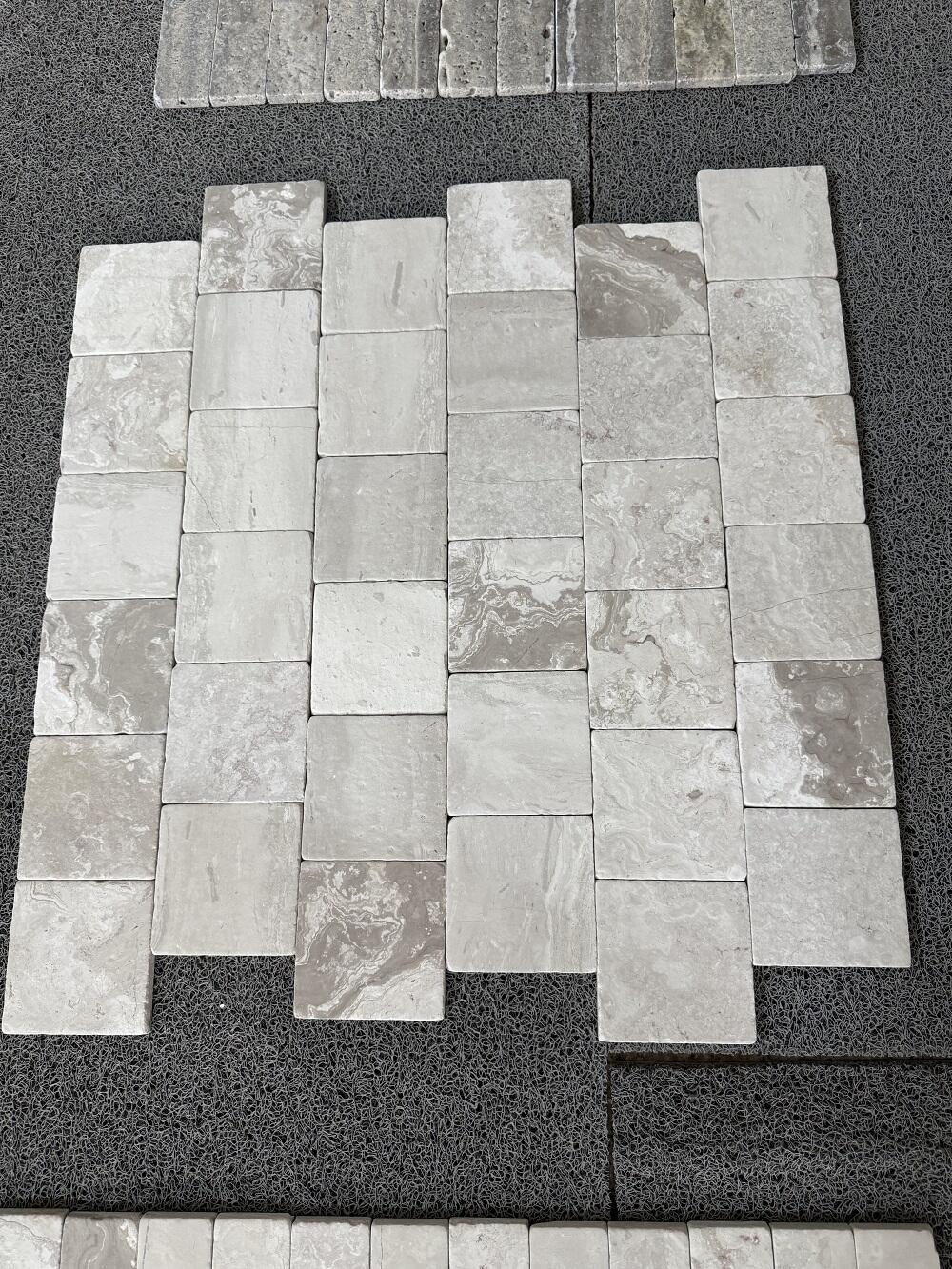 White Wood Grain Marble Battens manufacture