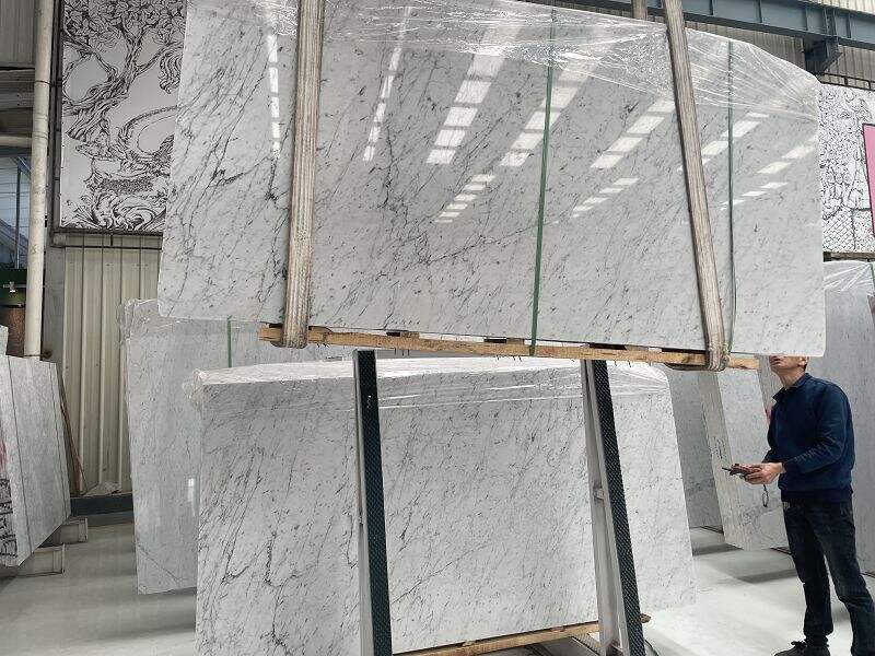 Carrara marble  details