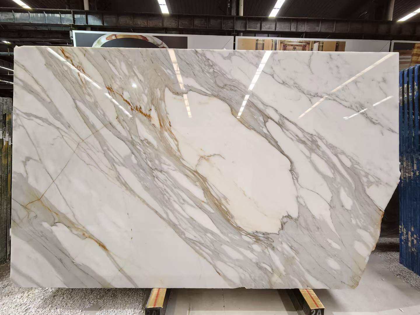 Calacatta Borghini Gold White Marble Slab
