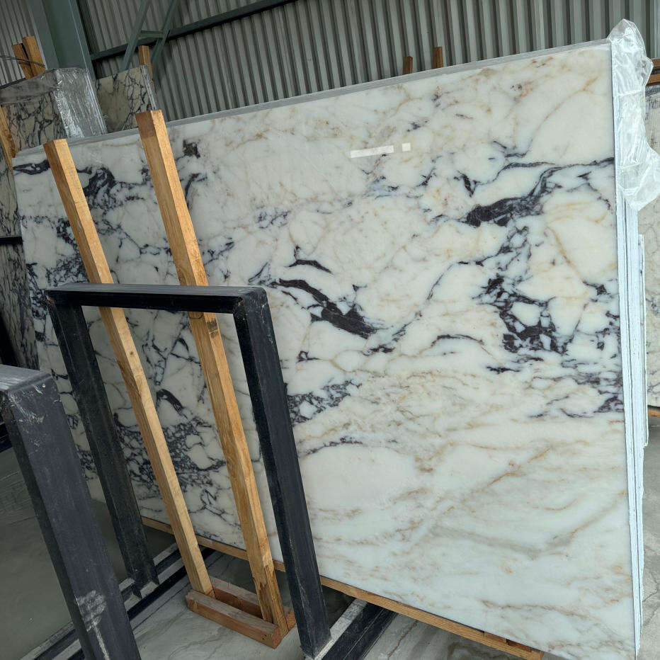 Direct Factory Price Calacatta Violet Marble for Kitchen Countertops