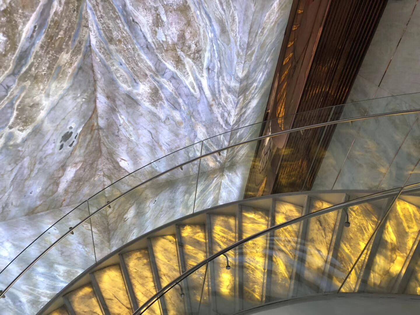 Fantastiske Onyx Bagbelyste Vægpaneler til Dramatisk Belysning