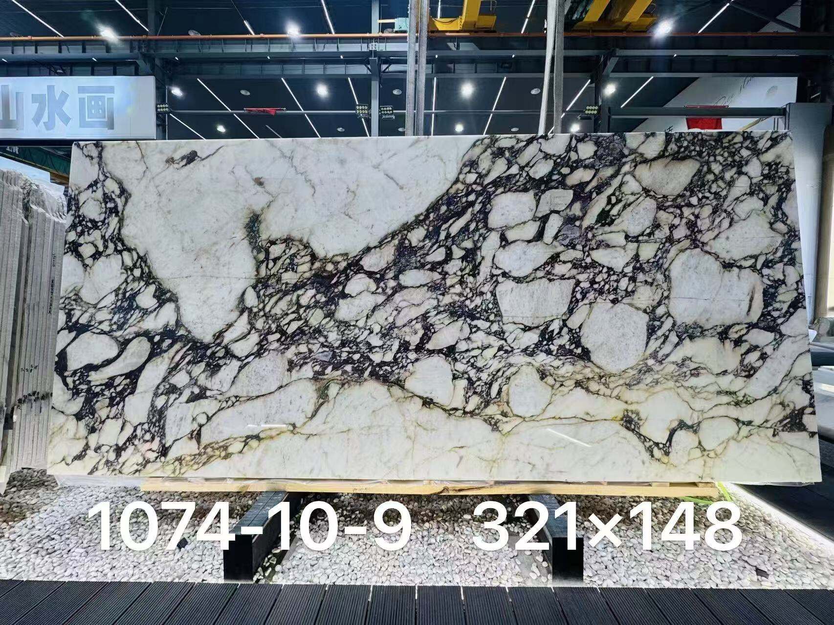 Calacatta Violet Marble Slab (1).jpg