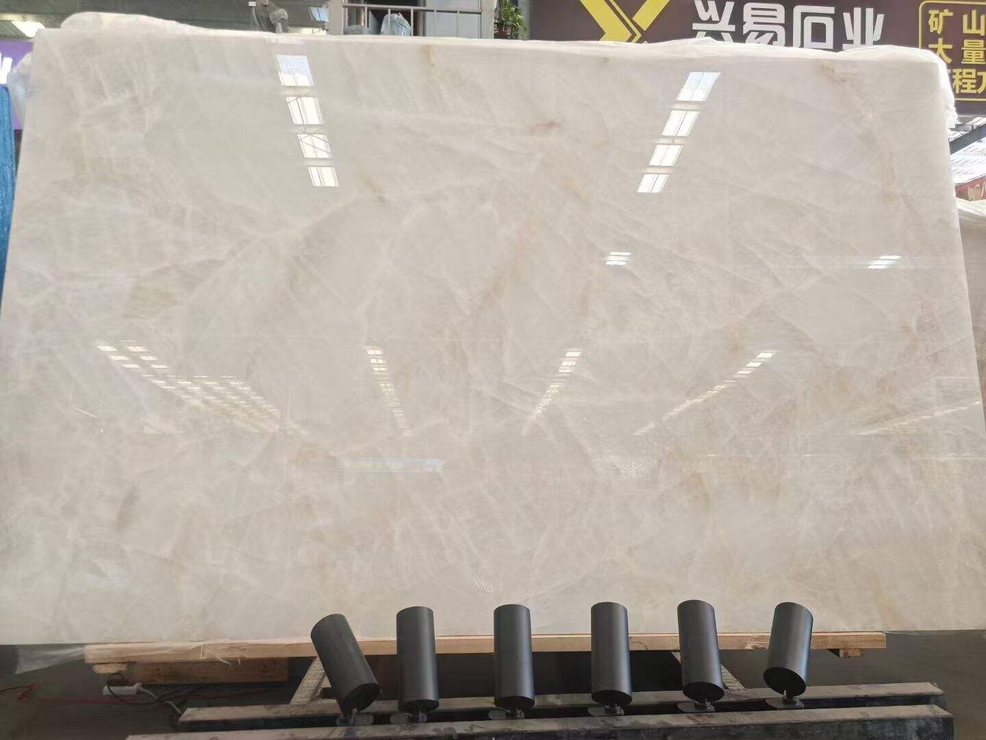 White Ice Jade Marble Slabs (1).jpg
