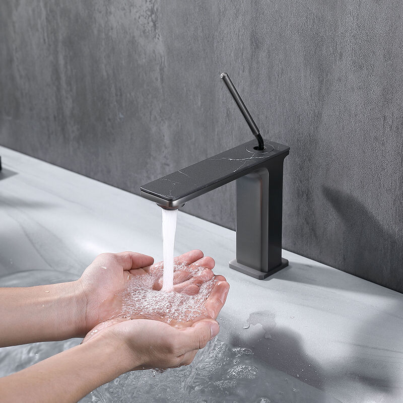 Cool Series 1LN810100 Lead-Free Brass Single Hole Mixer for Bathroom Wash Basin Deck Mounted Faucet Black