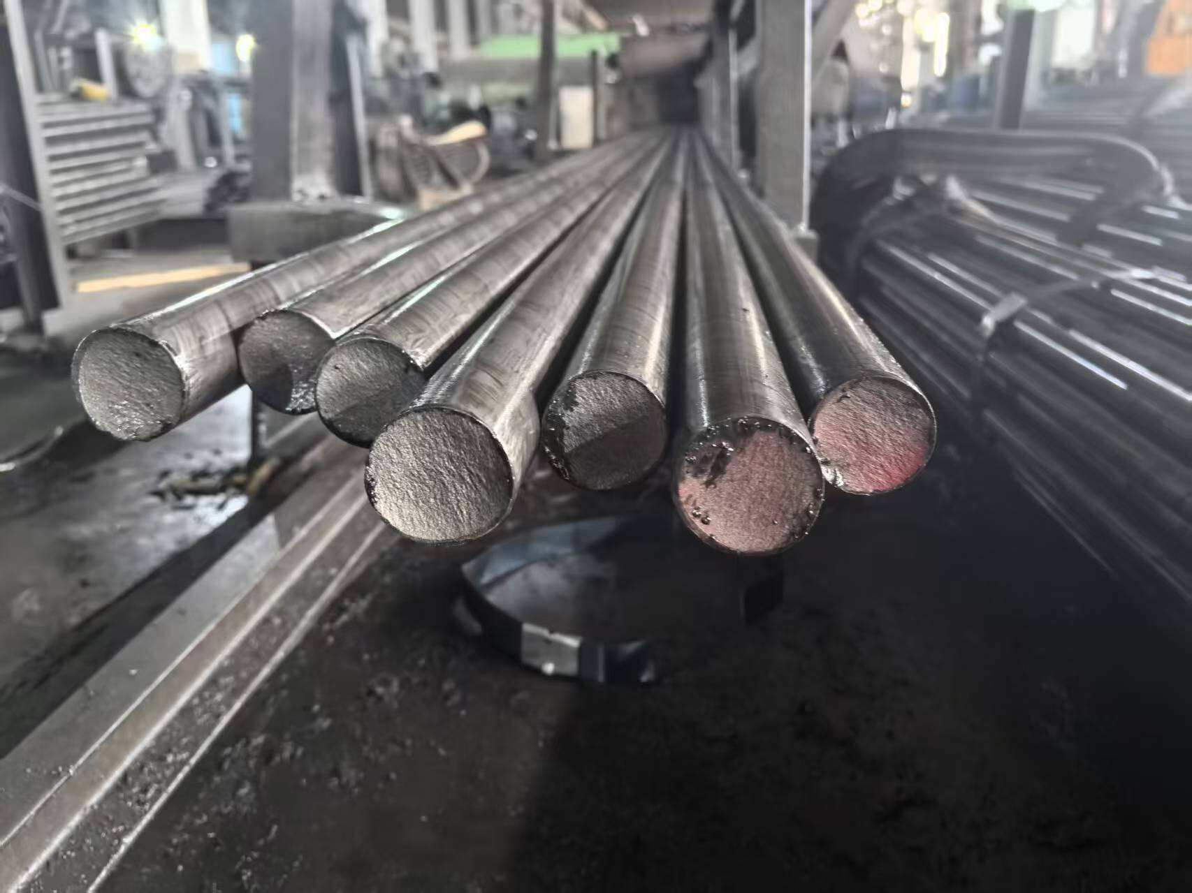 Nhà cung cấp thép carbon hàng đầu cho kỹ thuật chính xác