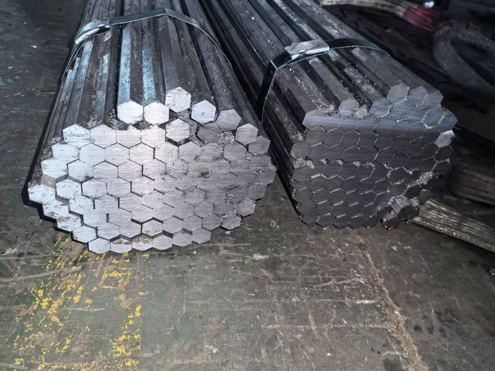 Thanh thép dẹt có thể được sử dụng cho hệ thống nối đất điện trong các tòa nhà không?