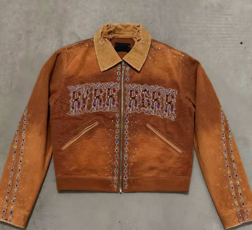 Comment définir les spécifications des matériaux et des doublures pour des vestes personnalisées destinées à des commandes en gros ?