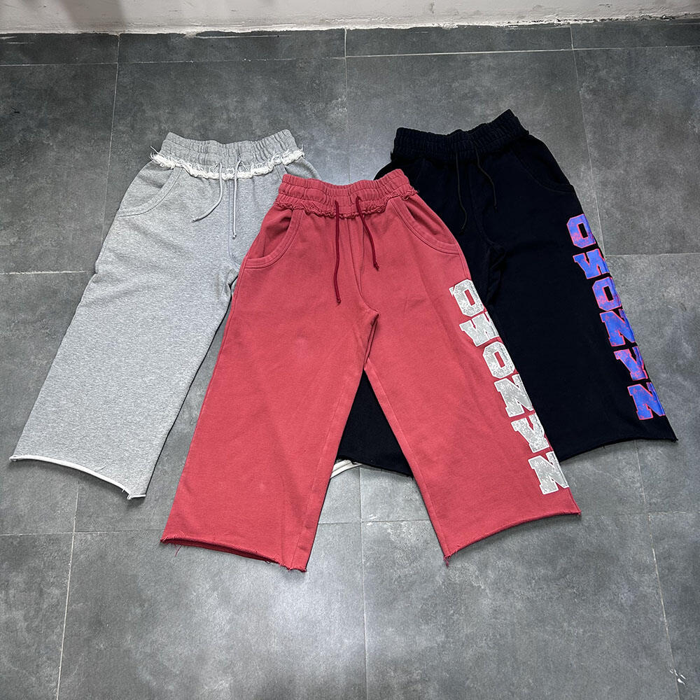 pantalons capri curts de cotó french terry amb acabat stone wash i costura inversa personalitzada, per a homes, estiu 2026