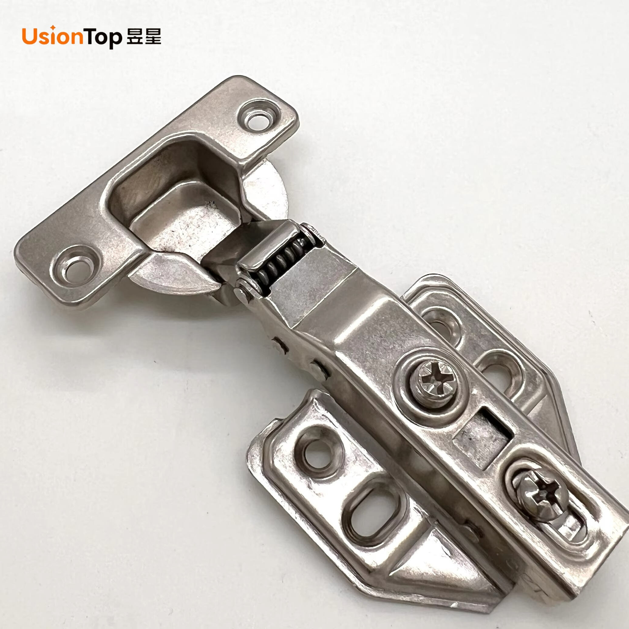 UsionTop Iron Hydraulic Soft-Close Slide-On Cabinet Hinge (78gm)