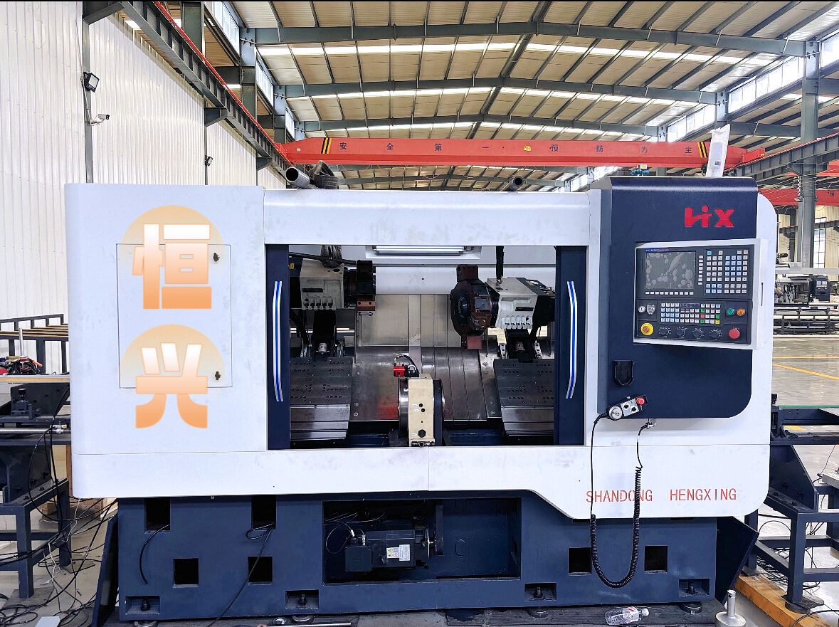 Macchina CNC per tornitura e fresatura: attrezzatura bilanciata dual-function, ideale per piccoli laboratori e produzione industriale