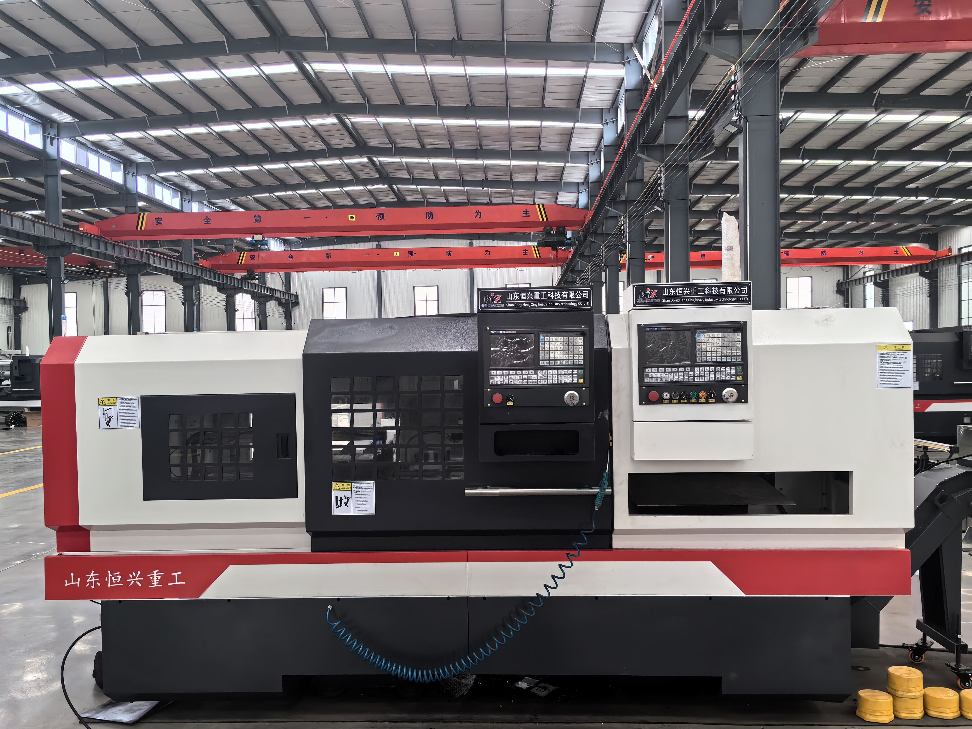 ماشین‌کاری سریع CNC: خدمات دقیق با سرعت بالا — تحویل فوری برای سفارشات اضطراری، سفارشی و دسته‌ای