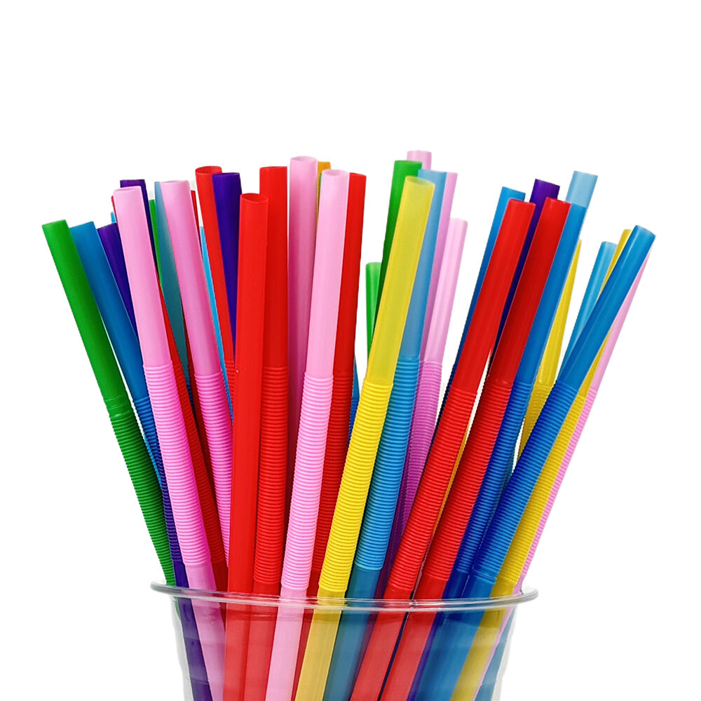 Saincheap fabhracán ar mhéid agus bánúil a dhéantar as straws PP reoimseach.