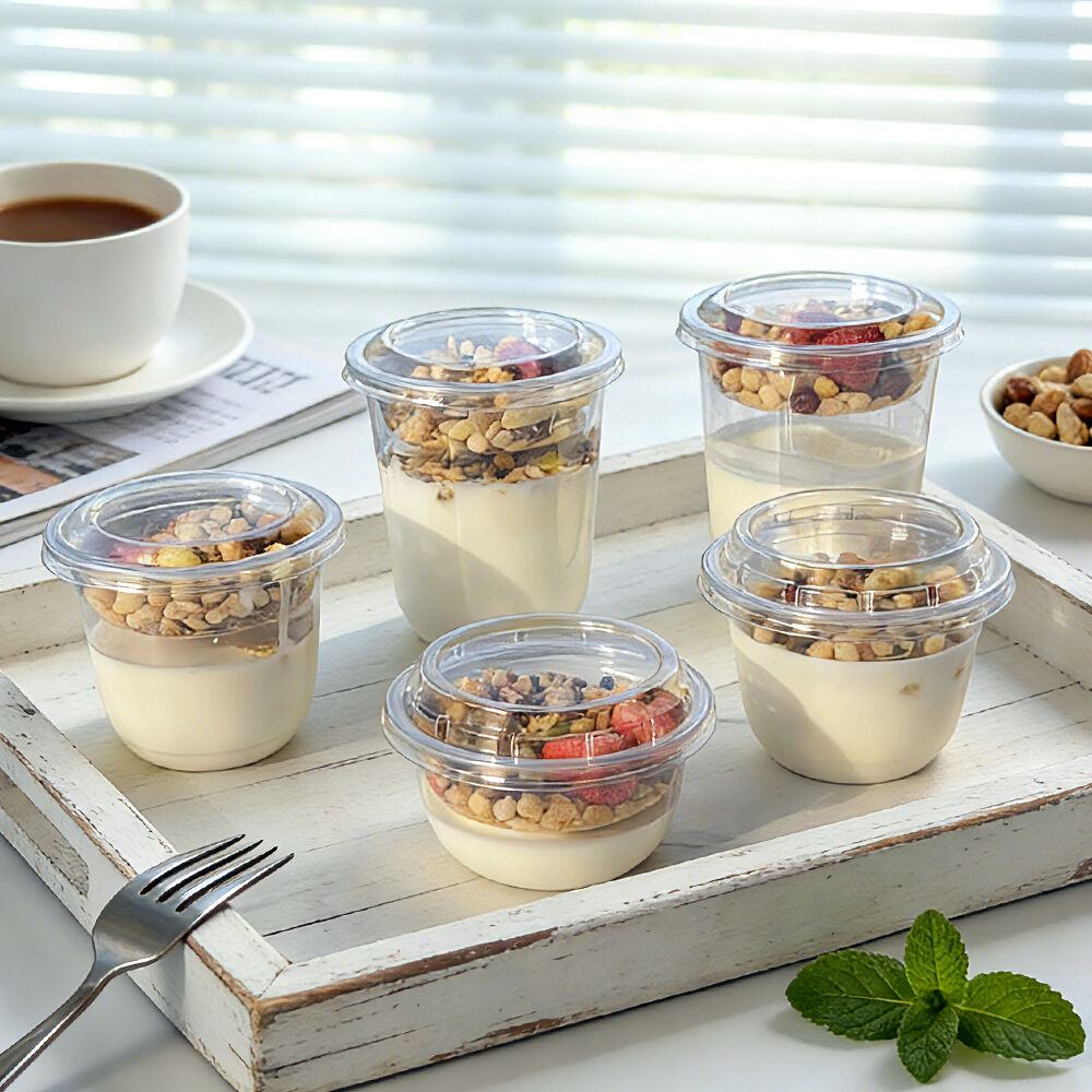 Zavod to'plami 98 kalibrli PET plastik shaffof yogurt/sovuq ichimlik idishlari bo'linmalar bilan