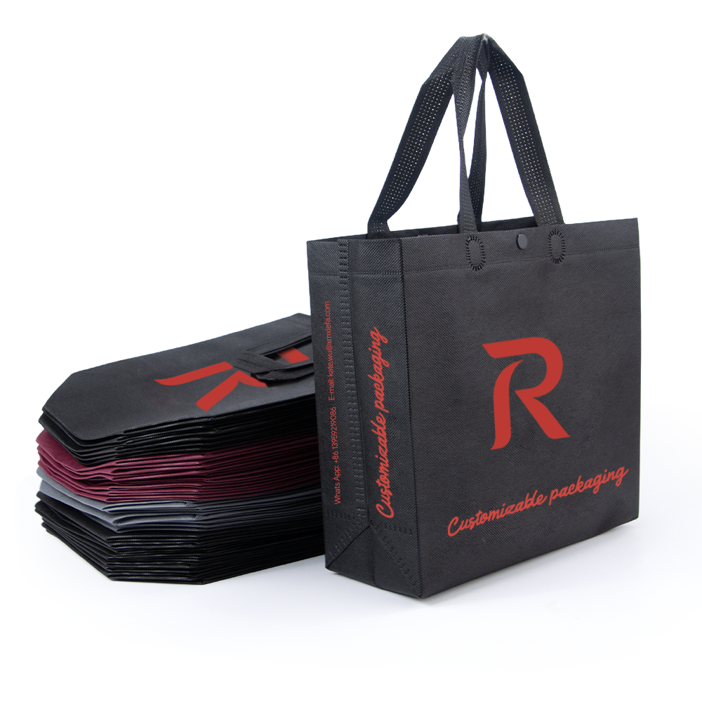 Ekoloji dostu toxunmamış alıșveriș çantaları