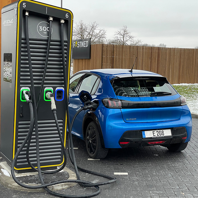 40KW To 600KW ev charger station Commercial charging stations for electric cars factory