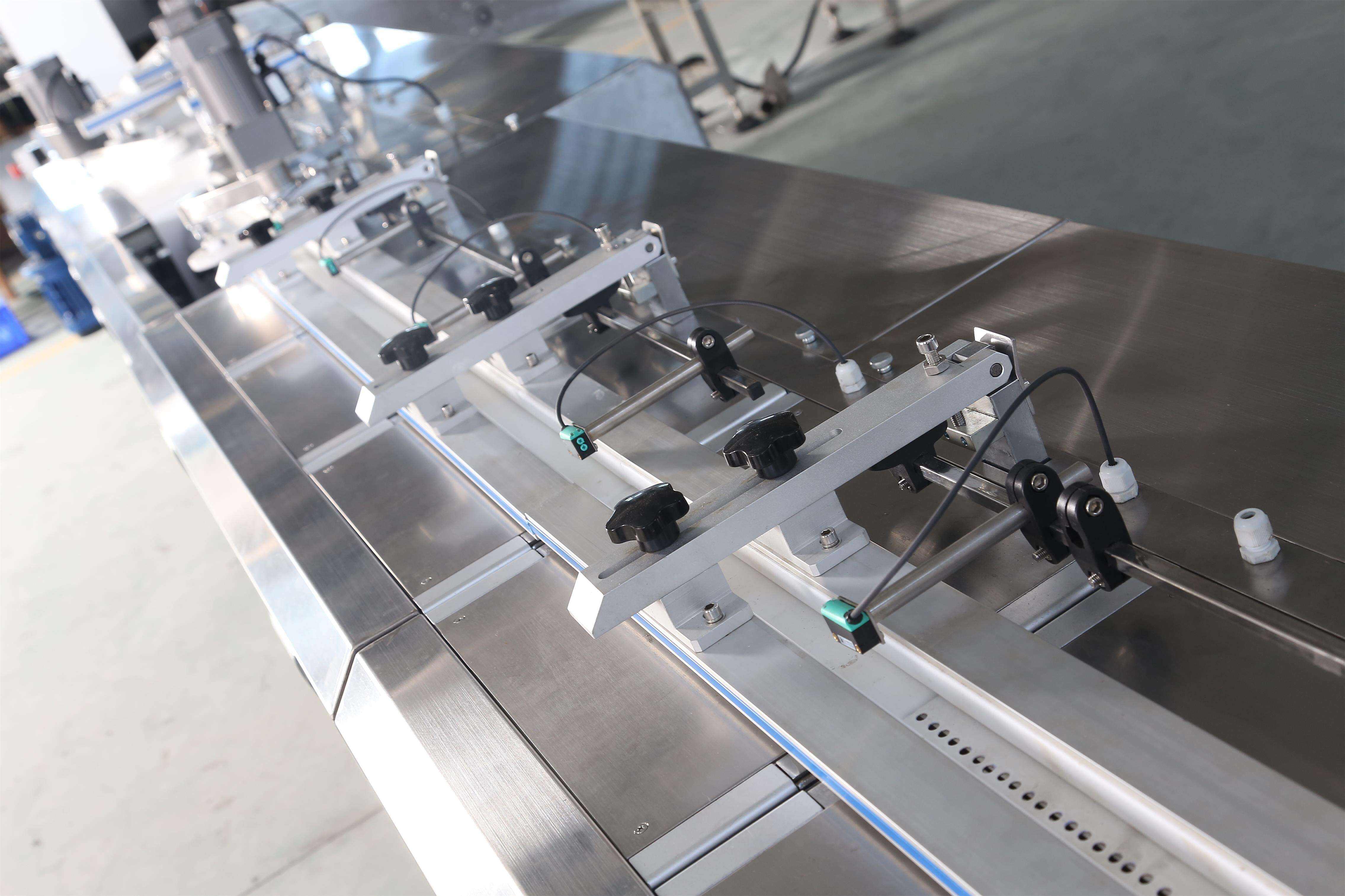 product new style nougat bar packing machine disc feeding wrapping machine pillow type candy wrapping machine-4