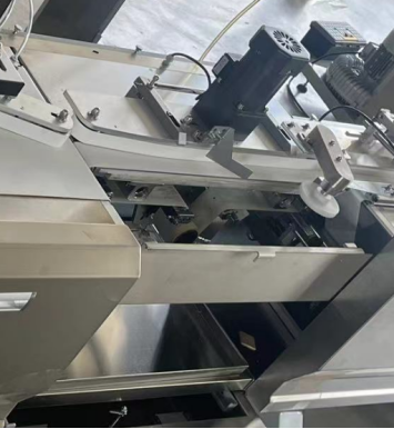 -Automatic Feeding System