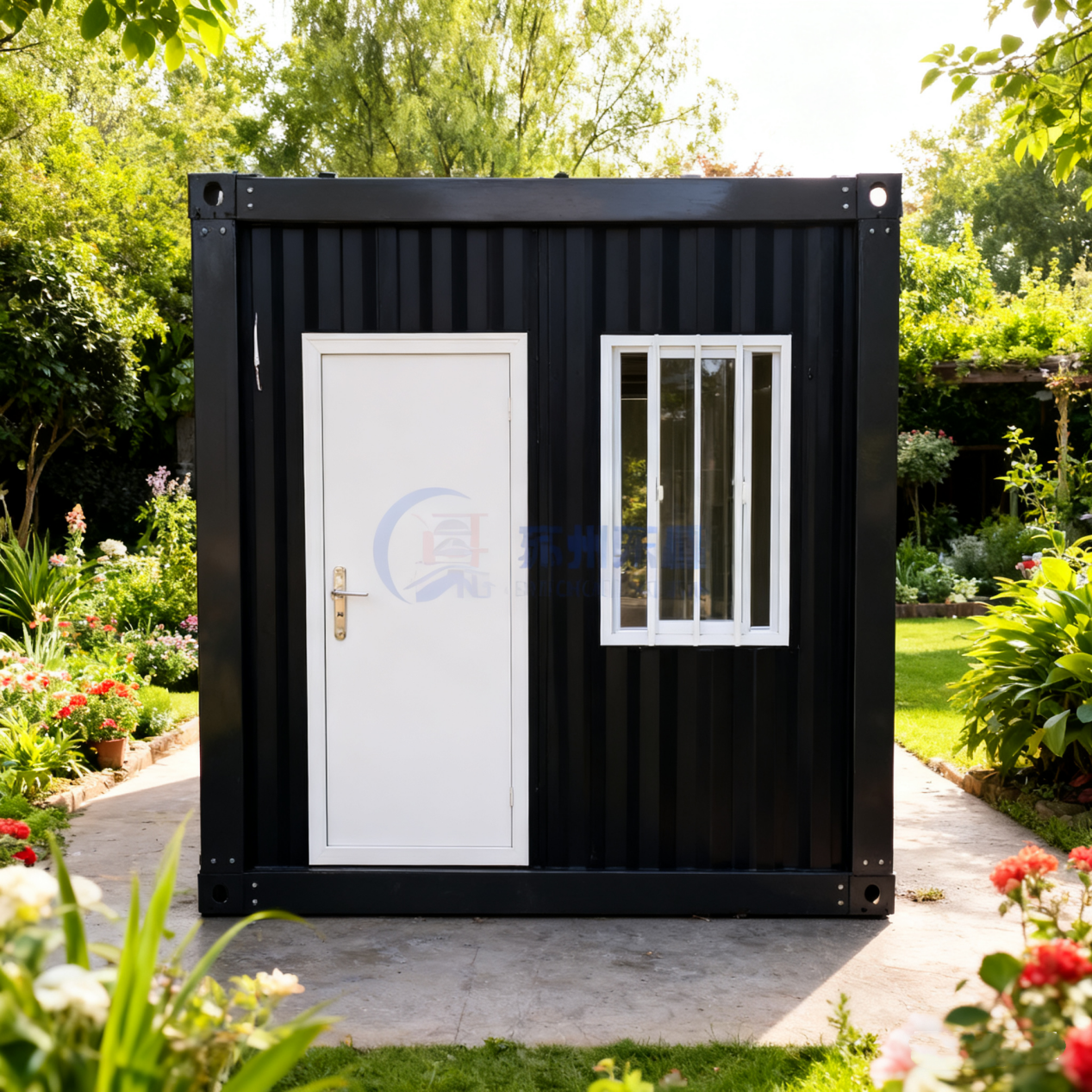 Sleek Black Detachable House Transforms Backyards into Cozy Retreats