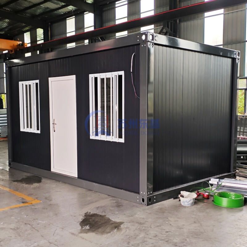 U.S. Customer Chooses Our 40ft Flat Pack House for Customized Living Space