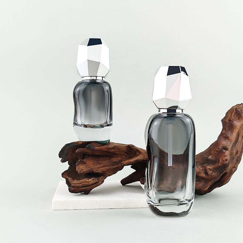 Unregelmäßiges Gradientenschwarzes Kosmetikglasset mit silbernem Verschluss HY-2448