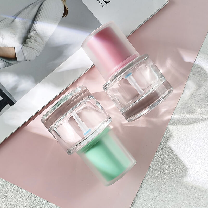 Kosmetische Glasverpackung 30ml Transparente Runde Glas-Pumpflasche für Grundierung und Lotion