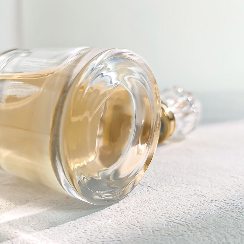 Maßgeschneidert Hochwertig Großhandel Modischer Zylinder Luxus 100ml Runder Glasparfümflakon Mit Acrylkappe