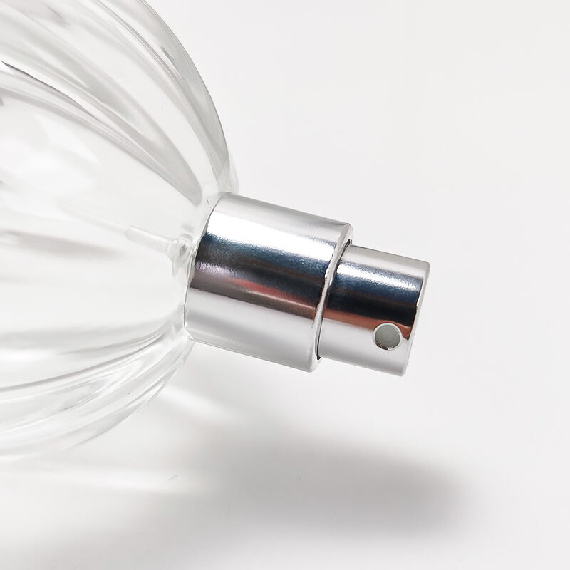 Fabrik Direktverkauf Hochwertige Klare Parfümsprayflaschen Nachgefüllt Fancy Unregelmäßiger Kürbisform Glasparfümflakon 50ml