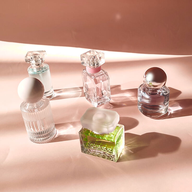 Großhandel klare leere Parfumflasche benutzerdefiniertes Logo Klein 20ml 30ml Sprüh-Pumpen-Glasquadrat-Parfumflaschen