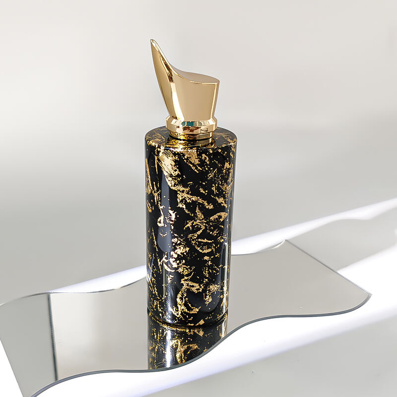 Neuankunft Luxus Schwarzes Gold 100ml Parfüm-Spray-Glasflasche mit Goldkappe HY-S039