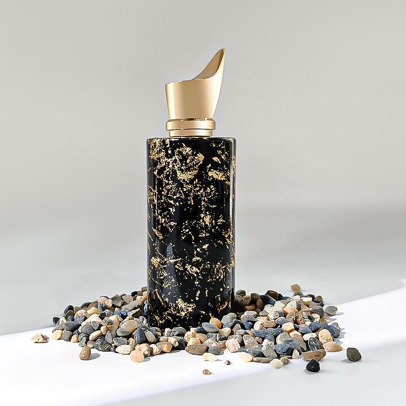 Neuankunft Luxus Schwarzes Gold 100ml Parfüm-Spray-Glasflasche mit Goldkappe HY-S039