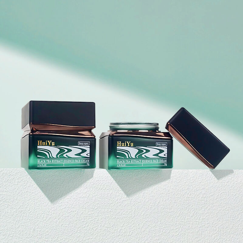 ขวดเครื่องสำอางแก้วสี่เหลี่ยมสีเขียวหรูหรา ขนาด 50 กรัม ขวดเปล่าสำหรับครีมบำรุงผิวหน้า พร้อมฝาสีดำ HY-2469