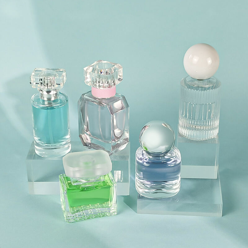 Großhandel klare leere Parfumflasche benutzerdefiniertes Logo Klein 20ml 30ml Sprüh-Pumpen-Glasquadrat-Parfumflaschen