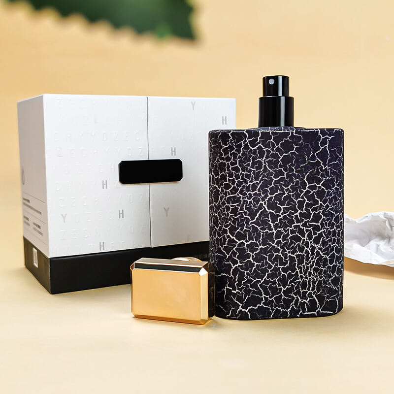 Neues Luxusflaches 100 ml Goldener Parfümglasflasche mit Sprühkopf und Box HY-S048