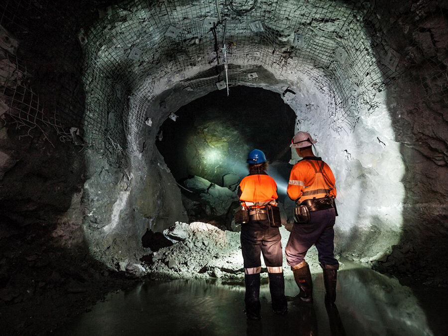 Essentials of mining industrial ：Hi Vis jacket