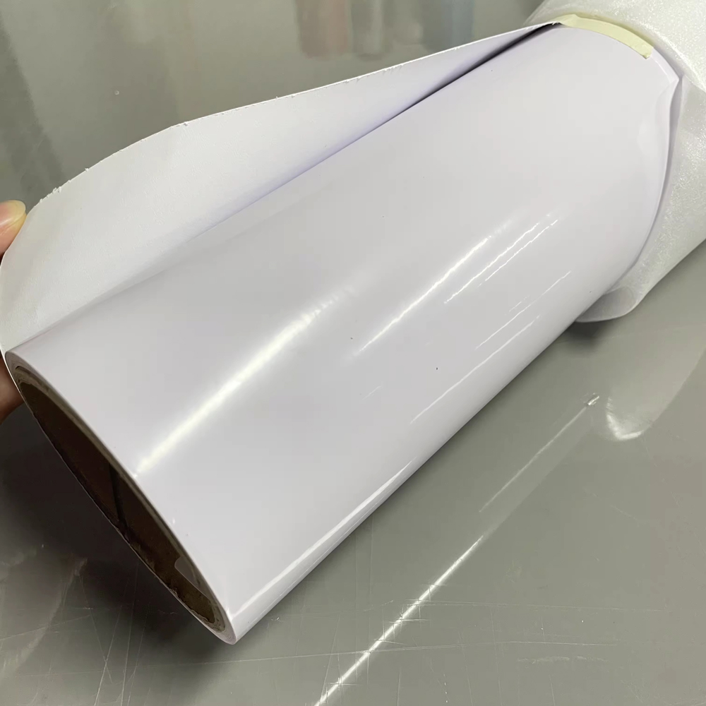 What Makes Glossy Sticker Paper Good for Brand Logos?