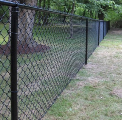 Is Chain Link Fence Suitable for Residential Security?
