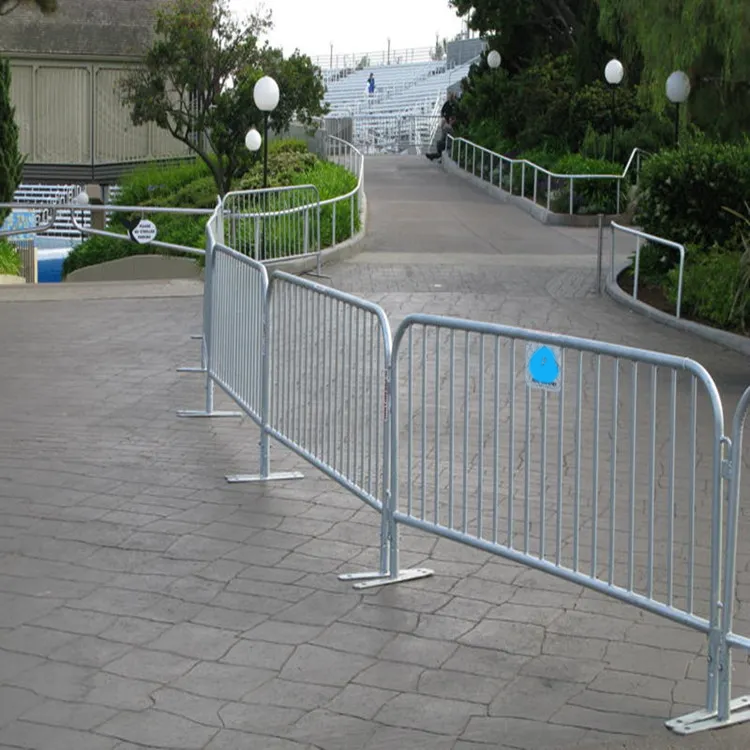 What Are the Practical Benefits of Using Temporary Fences for Crowd Control?