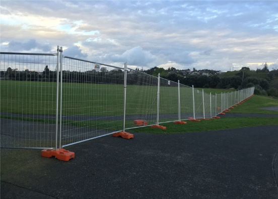 Which Metal Fence Panels Suit Coastal Areas?
