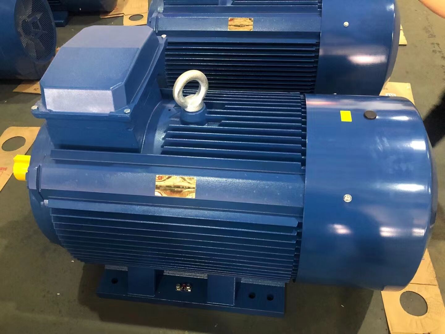 250 kw/YE3 / IP55/50 hz - 355 - m - 4/380 v / 440 v / 1490 RPM/IE3 three-phase asynchronous motor