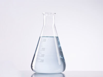 Warum Acrylharz das Rückgrat moderner Autolacke ist