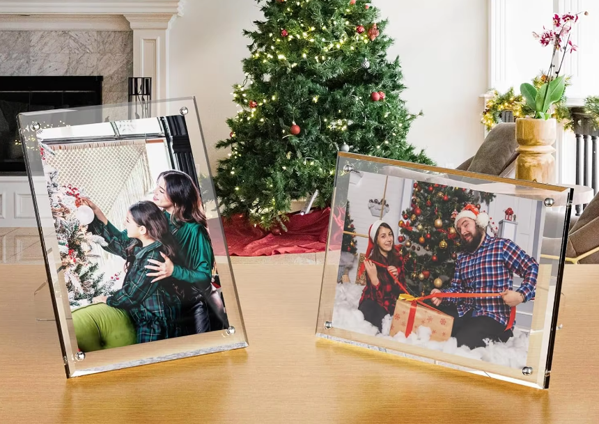 How to choose acrylic frames for pictures?