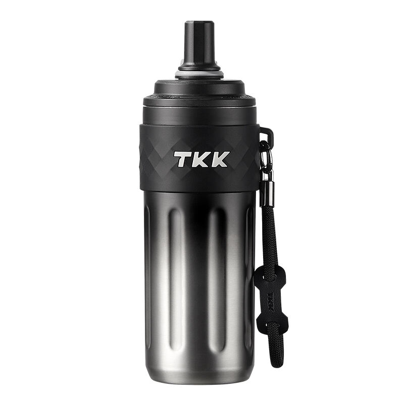 TKK 500ml doppelwandige isolierte tragbare Gymnastikwasserflaschen mit Silikonstroh