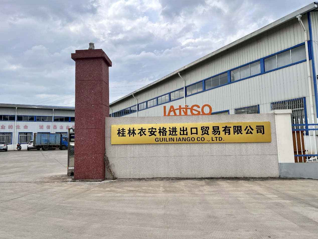 Wooden Cloth Hanger, Plastic Cloth Hanger, Stainless Steel Cloth Hanger Supplier - IANGO