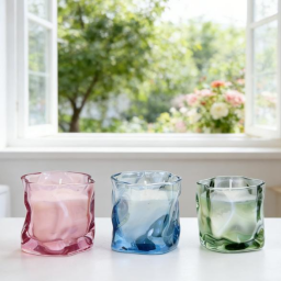 New trend in eco-friendly candles: Green choice of soy wax and beeswax