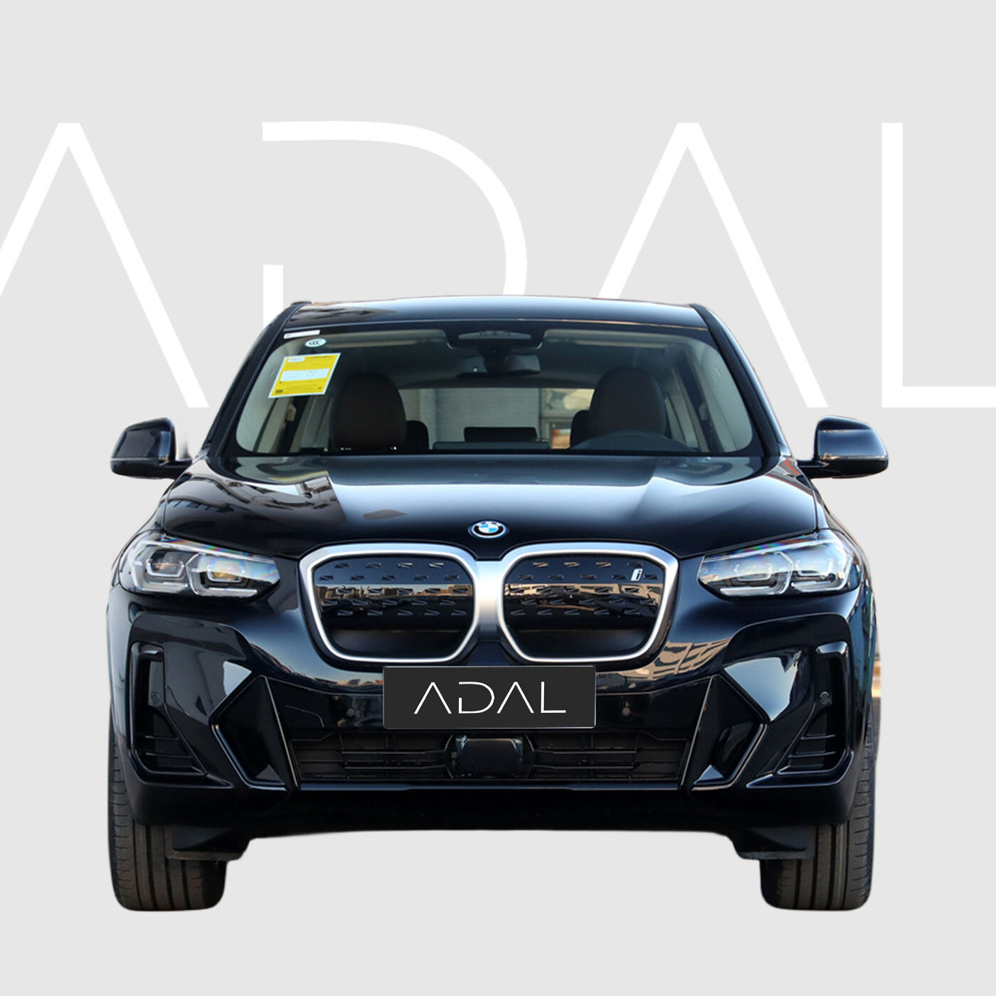 BMW iX3 سيارة كهربائية