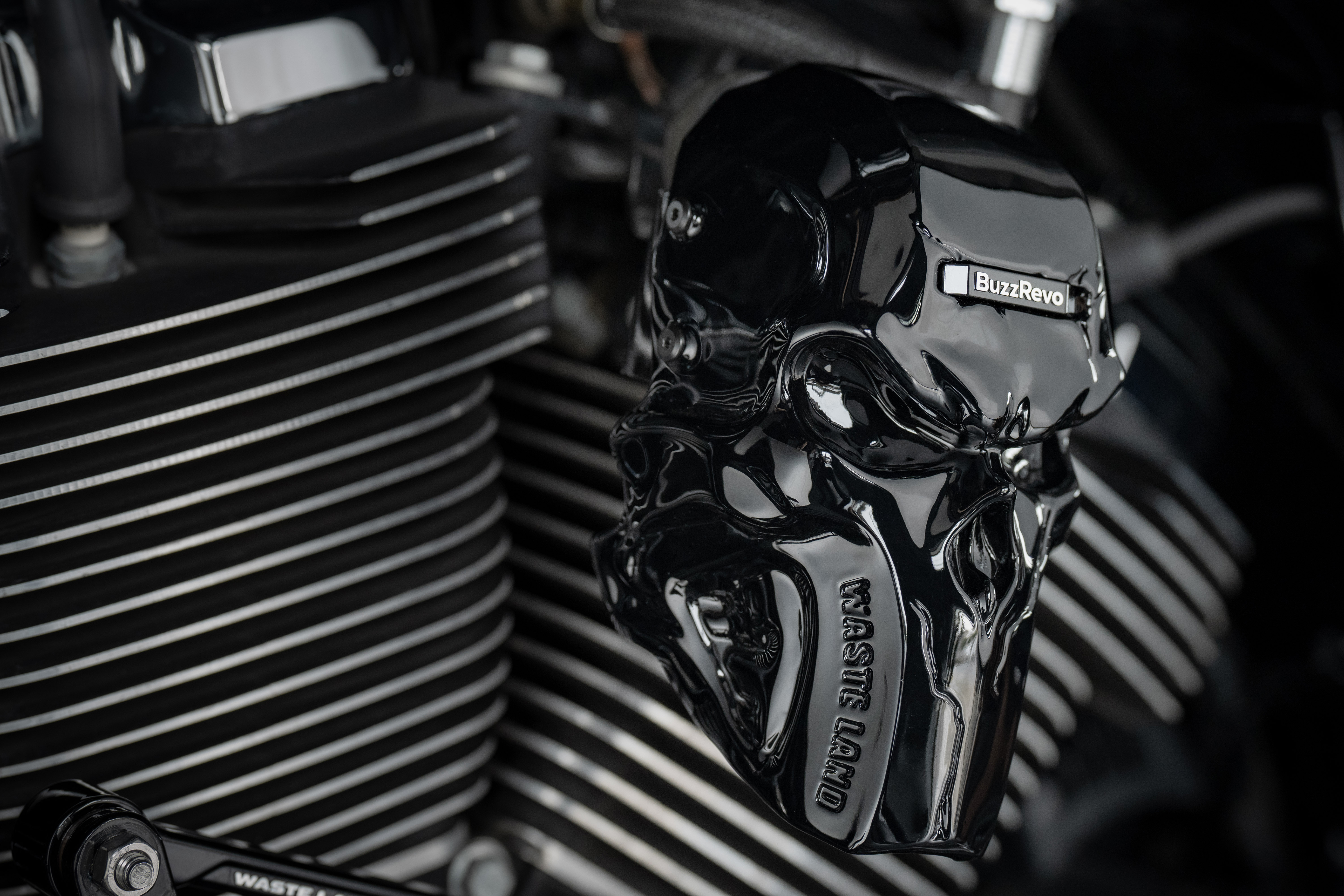 BuzzRevo Skelett-Totenkopf-Hupenabdeckung für Harley-Davidson